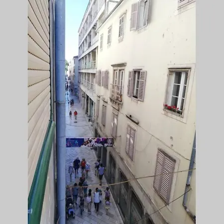 View Апартаменты *